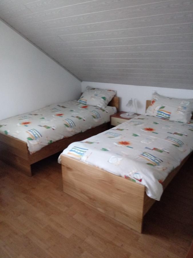 Bed&Breakfast Zilje Vinica エクステリア 写真